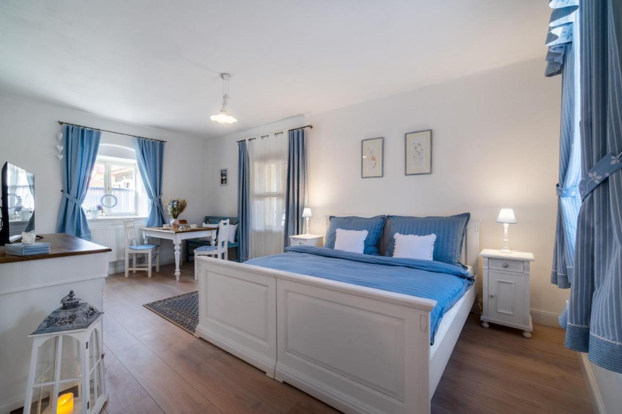 Boutique Hotel Soukenikuv Dum Kutná Hora Buitenkant foto